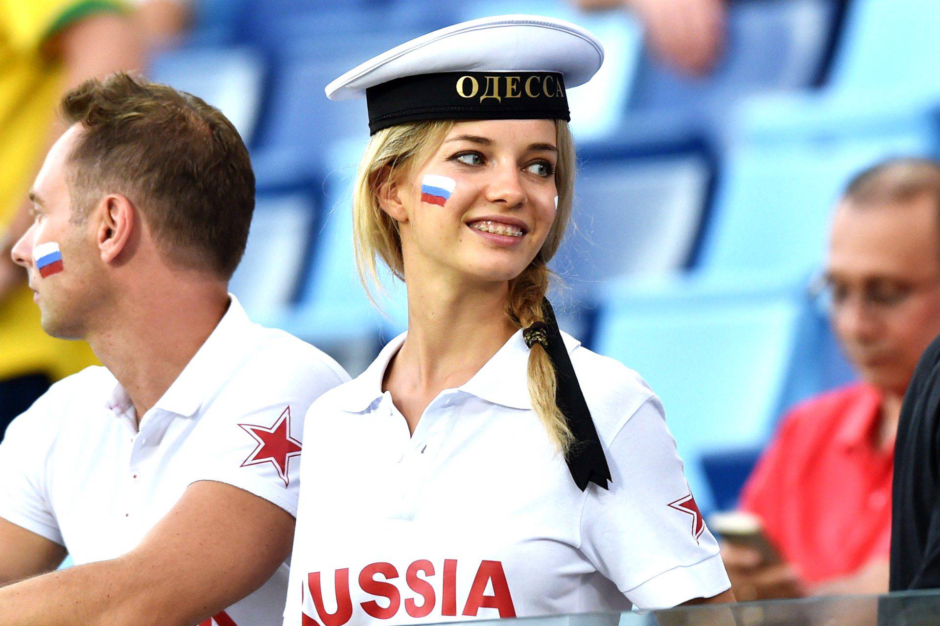 hottest Russia fans World Cup 2014-2018- Beautiful Russian female football fans...