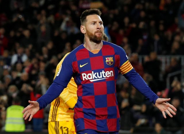 Lionel Messi confirms Barcelona stay to end Man City hopes